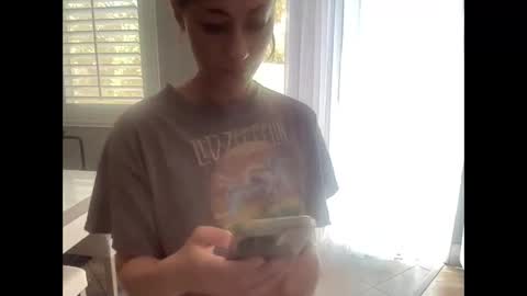 Snapshot of whitneyoc chatting on May 8, 5:07 pm iamwhitneyoc online show from May 8, 5:07 pm