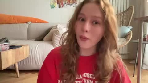 Snapshot of whoisalisa chatting on June 27, 12:22 pm Alisa online show from June 27, 12:22 pm