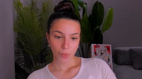 Snapshot of whoislulu chatting on December 11, 3:13 am whoislulu online show from December 11, 3:13 am