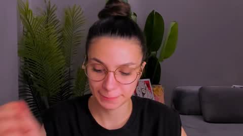 Snapshot of whoislulu chatting on January 11, 10:29 pm whoislulu online show from January 11, 10:29 pm