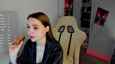 Abby  online show from February 13, 12:00 pm