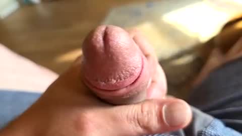 whorekneeweeny online show from June 25, 10:14 pm