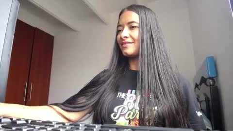 Ilauren online show from March 4, 12:22 pm