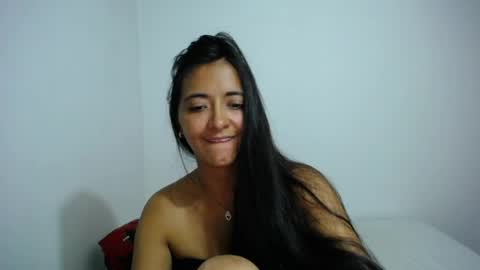 Snapshot of wifhot chatting on June 8, 9:59 pm Ilauren online show from June 8, 9:59 pm