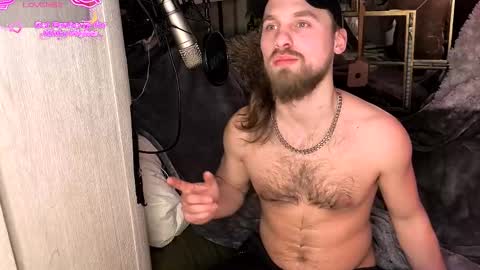 Snapshot of wilclyde1996 chatting on March 15, 8:15 pm wilclyde1996 online show from March 15, 8:15 pm