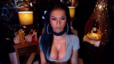 Snapshot of wildara chatting on January 21, 1:11 pm wildara online show from January 21, 1:11 pm