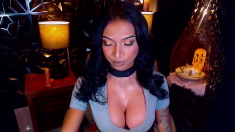 Snapshot of wildara chatting on February 18, 10:27 am wildara online show from February 18, 10:27 am