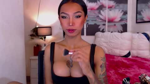 Snapshot of wildara chatting on September 11, 9:15 pm wildara online show from September 11, 9:15 pm