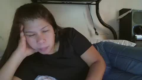 WildChick online show from February 26, 6:15 am