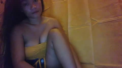 wildchilly_pearl19 online show from April 28, 7:52 pm