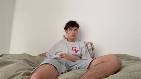 wilddesire18 online show from April 7, 9:21 am