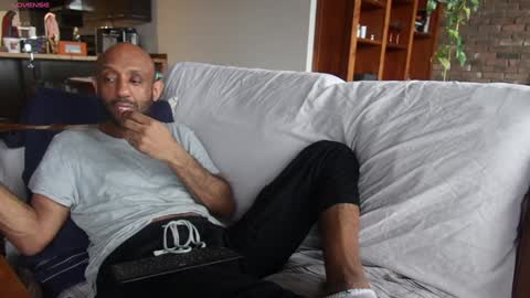 Snapshot of wildflower38 chatting on January 1, 4:39 pm Jai online show from January 1, 4:39 pm