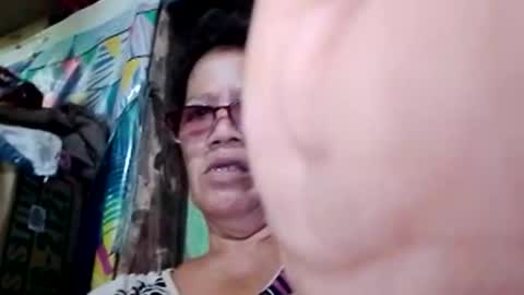 Hot momma online show from May 11, 12:49 am