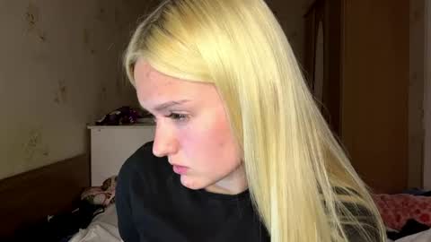 Sophia online show from May 17, 6:04 pm