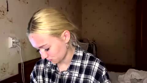 Sophia online show from May 20, 3:18 pm