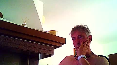 Willfire71 online show from June 14, 8:27 am