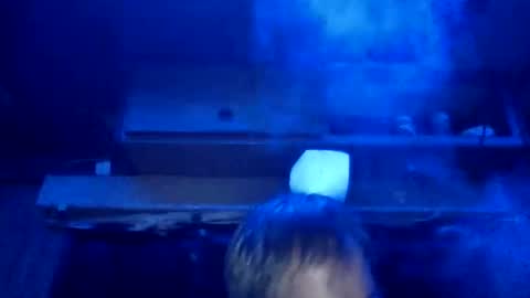 willielowrider online show from February 21, 11:22 am