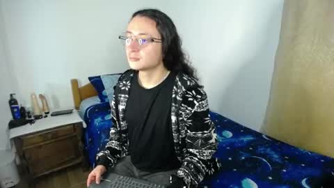willmonkey online show from May 6, 3:35 am