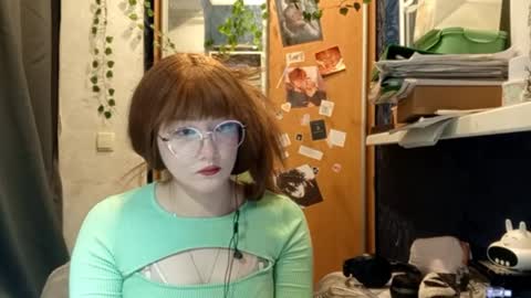 Phoebe online show from March 9, 8:24 pm