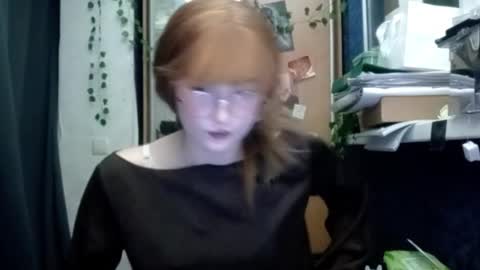 Phoebe online show from March 26, 8:36 pm