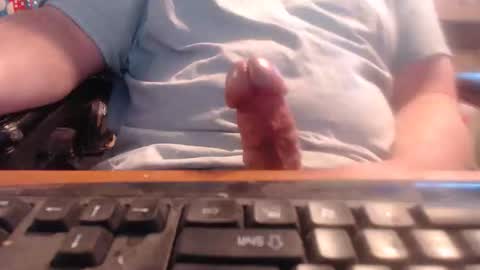 Snapshot of willowstick chatting on February 11, 10:37 pm DrainMyBalls online show from February 11, 10:37 pm