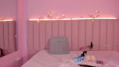 willturneer online show from April 11, 5:45 am