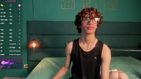 willturneer online show from April 19, 4:23 am