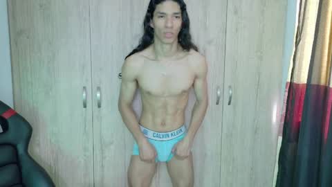willy_veins online show from April 16, 3:46 pm