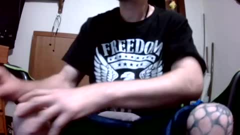 willydogg83 online show from June 14, 10:50 am
