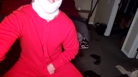 willynn83 online show from March 21, 6:51 am