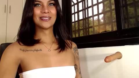 winidaputa online show from May 31, 9:27 am