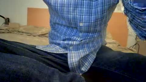 Snapshot of winston1414 chatting on July 9, 5:39 pm JanCloud online show from July 9, 5:39 pm