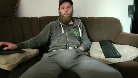 winter117 online show from April 11, 10:36 pm