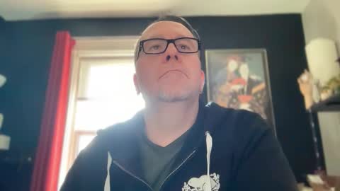 wintyr online show from May 10, 9:20 pm