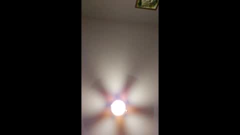 Snapshot of wish_ing_well chatting on March 18, 11:46 am wish_ing_well online show from March 18, 11:46 am