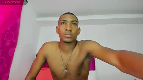 wiston_black online show from August 2, 5:44 pm