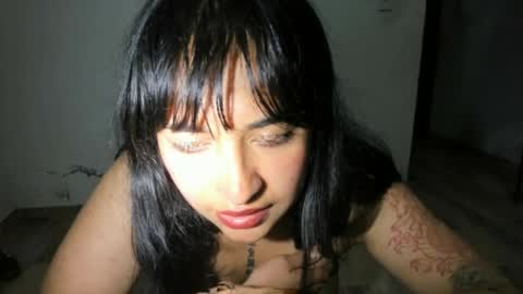 witch_3333 online show from June 22, 3:25 am