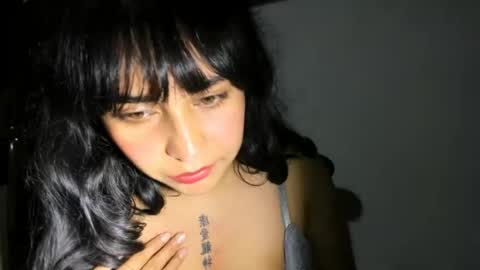 Snapshot of witch_3333 chatting on June 29, 8:20 am witch_3333 online show from June 29, 8:20 am