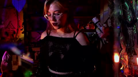 Goddess of two strapons  - Mr. long Don Mr. Pinky online show from January 30, 8:10 pm