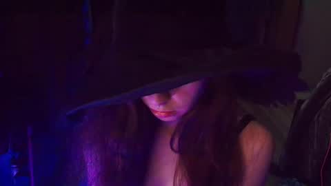 Snapshot of witchbitchmommy chatting on April 22, 6:49 am witchbitchmommy online show from April 22, 6:49 am