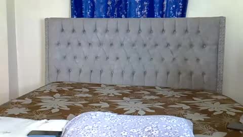 girlie o online show from December 26, 3:20 pm