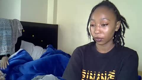 girlie o online show from January 8, 2:46 am