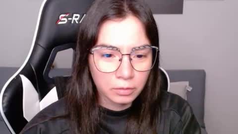 Alex online show from April 14, 1:44 am