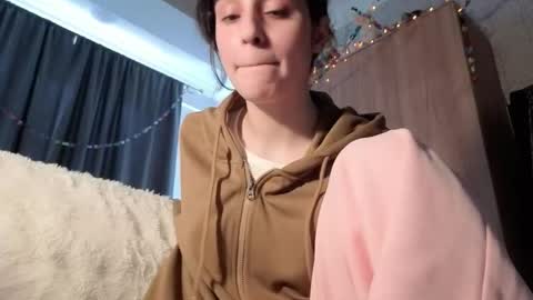 Stia online show from February 3, 12:32 pm