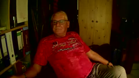 Always Horny online show from October 19, 5:02 pm