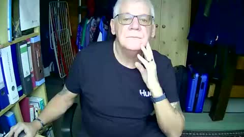 Always Horny online show from December 4, 9:51 am