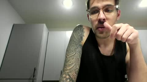 wontsaveyou online show from June 18, 2:56 am
