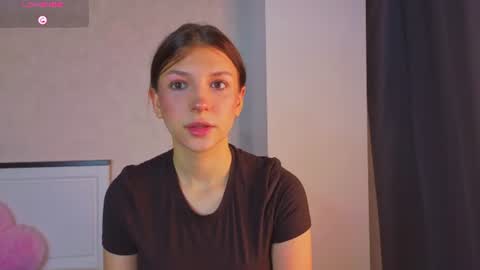 Mila today is the first day hello everyone  online show from July 3, 3:18 pm