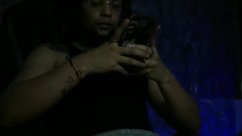 Snapshot of woondeer17 chatting on April 15, 2:40 am Woondeer online show from April 15, 2:40 am