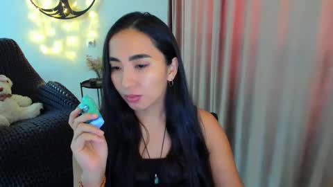 dudetta Kim online show from February 10, 11:03 am